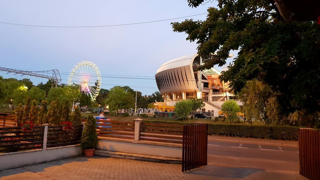 Vila Parc Клуж-Напока Екстериор снимка