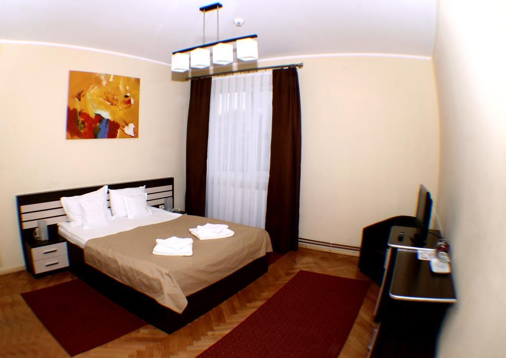 Vila Parc Клуж-Напока Екстериор снимка