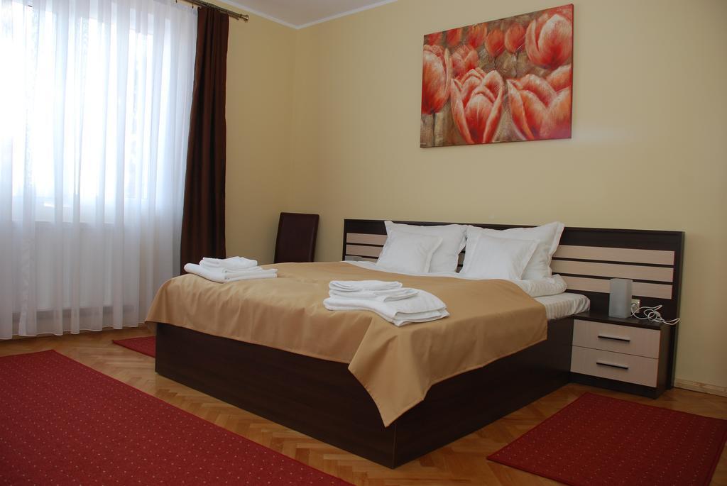 Vila Parc Клуж-Напока Екстериор снимка