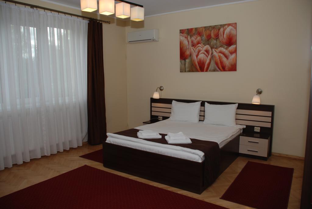 Vila Parc Клуж-Напока Екстериор снимка